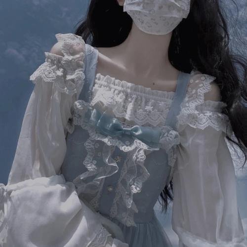 暹罗女王海报