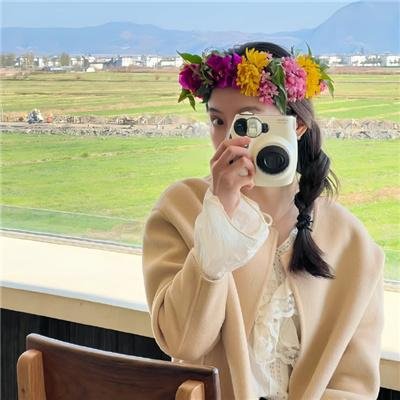 君有云海报